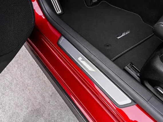 2026 Cadillac CT5-V Blackwing - Image 15 of 18