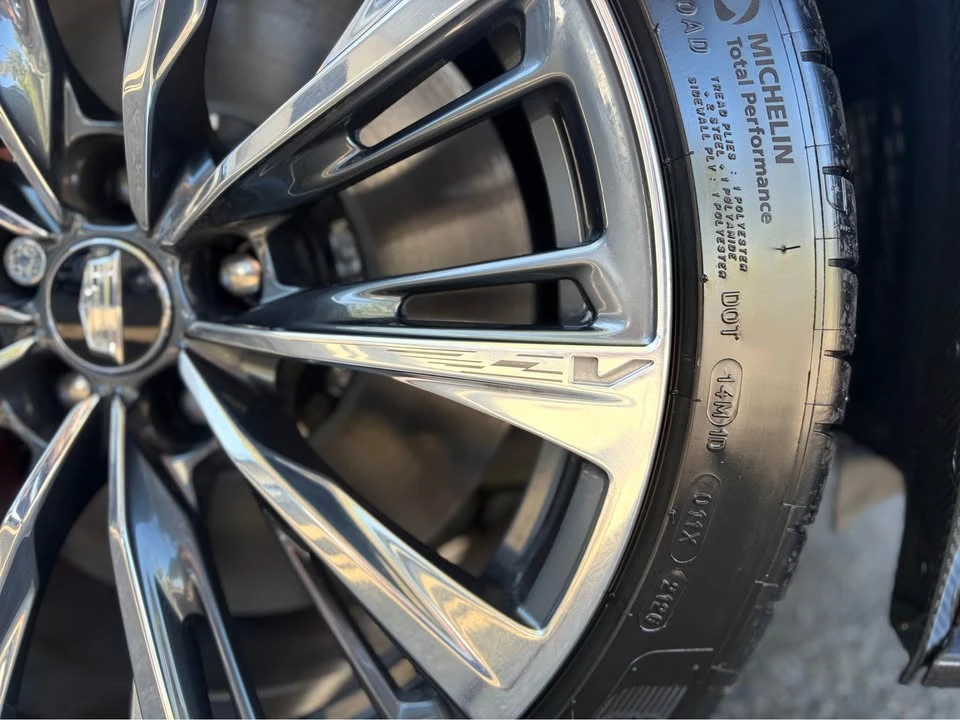 2026 Cadillac CT5-V Blackwing - Image 10 of 20