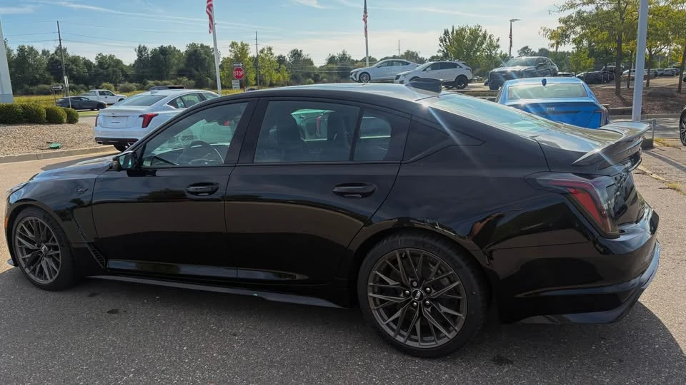 2026 Cadillac CT5-V Blackwing - Image 4 of 8