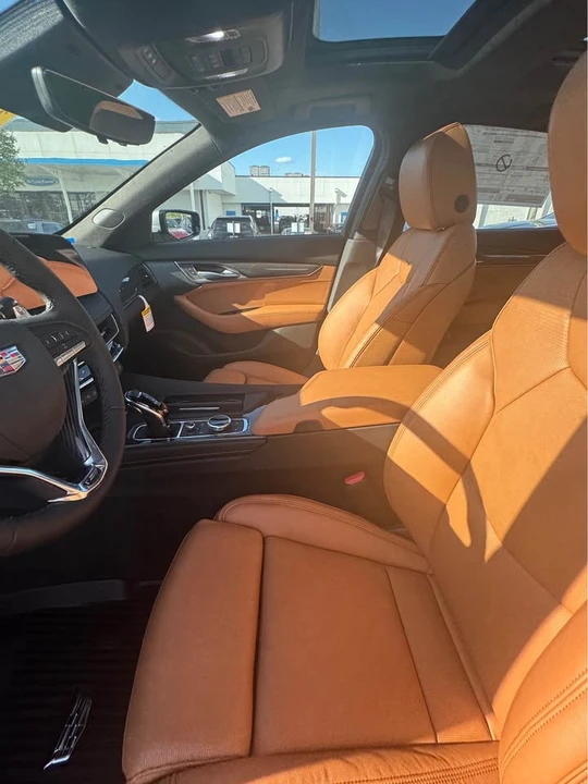 2026 Cadillac CT5-V - Image 8 of 11
