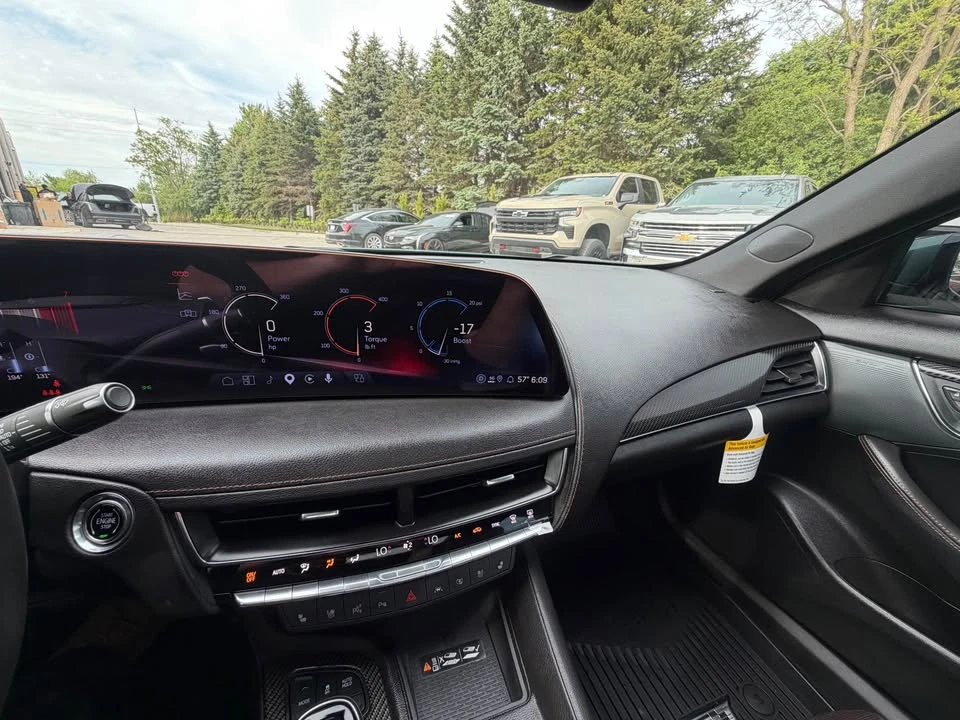 2026 Cadillac CT5-V - Image 16 of 20
