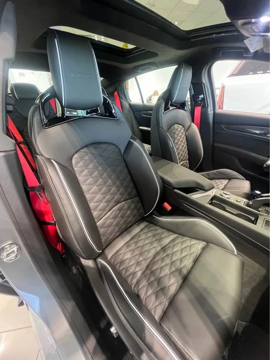 2026 Cadillac CT5-V - Image 5 of 6