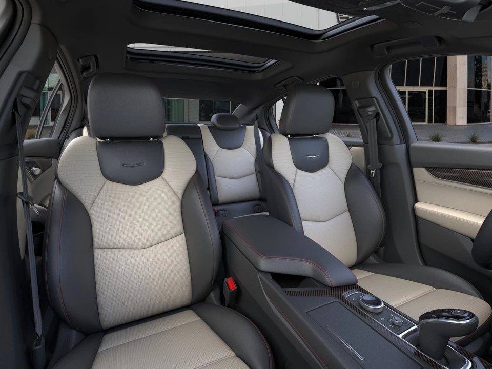 2026 Cadillac CT5-V - Image 16 of 31