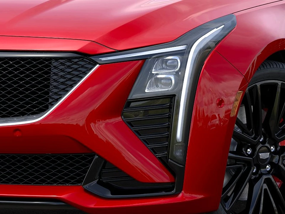 2026 Cadillac CT5-V - Image 10 of 31