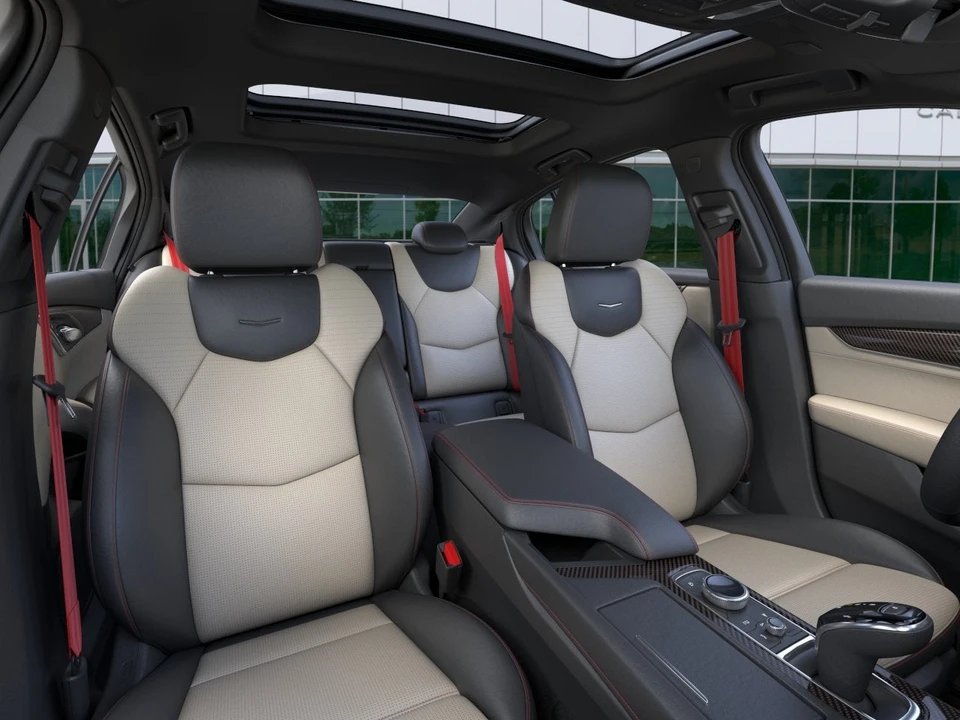 2026 Cadillac CT5-V - Image 16 of 31