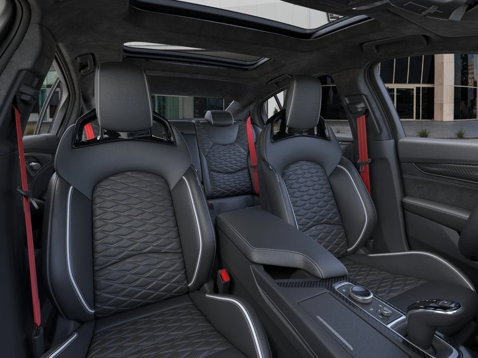 2026 Cadillac CT5-V - Image 16 of 31