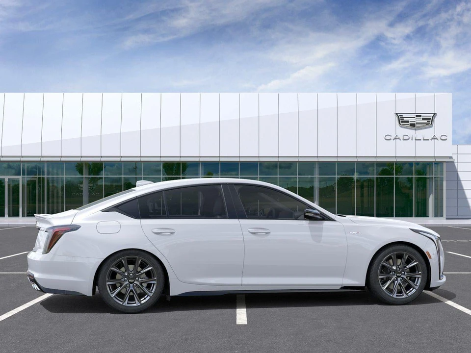 2026 Cadillac CT5-V - Image 5 of 31