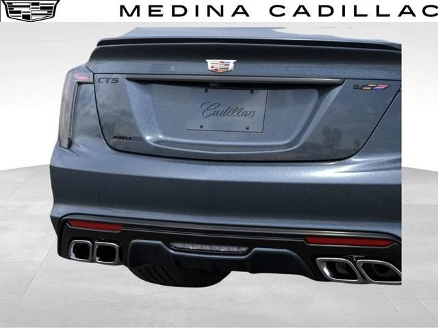 2026 Cadillac CT5-V - Image 15 of 31