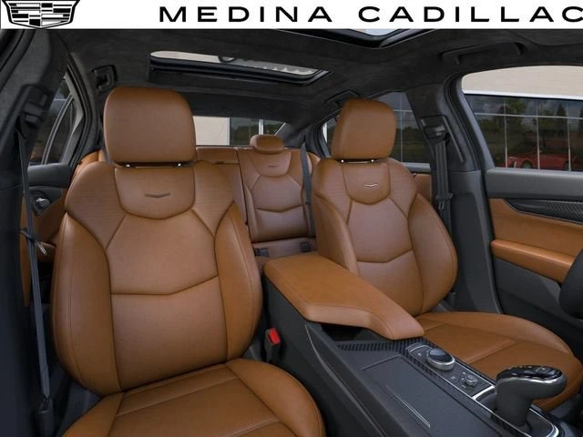 2026 Cadillac CT5-V - Image 17 of 31