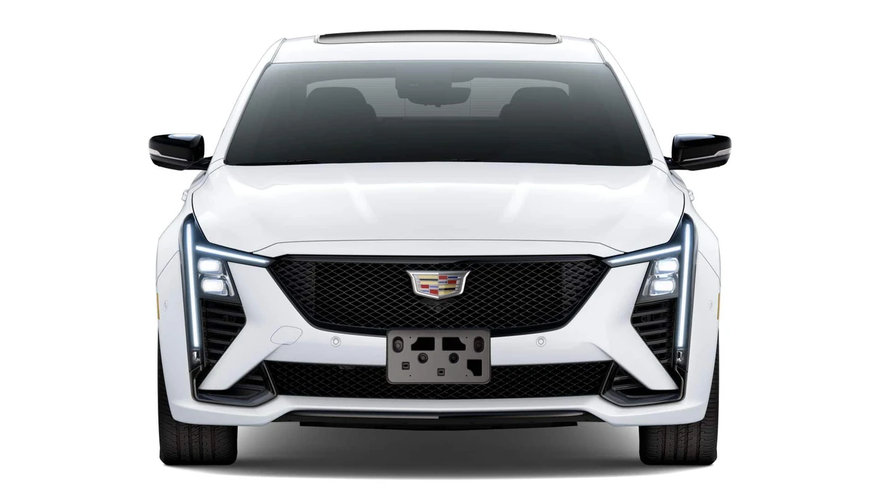 2026 Cadillac CT5 - Image 26 of 31