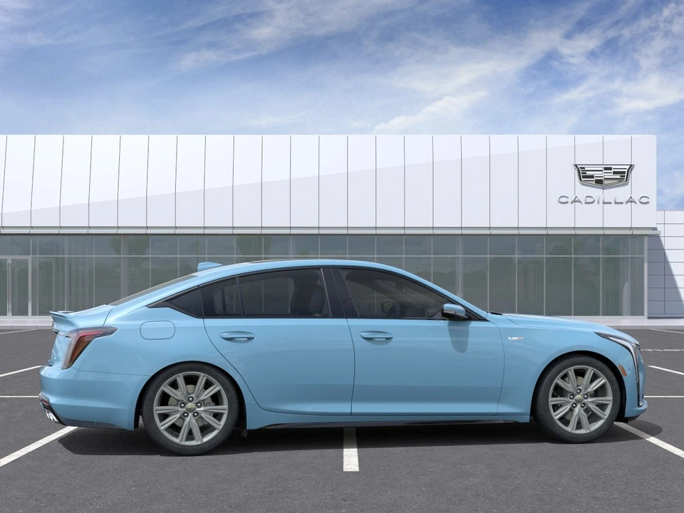 2026 Cadillac CT5-V - Image 29 of 31