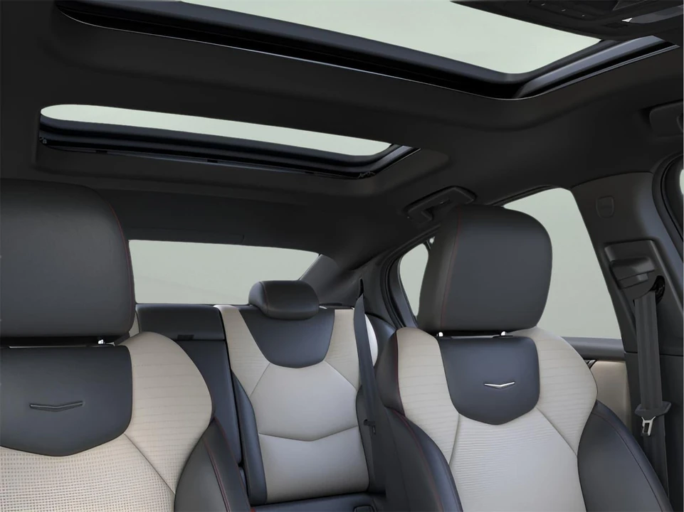 2026 Cadillac CT5-V - Image 18 of 31