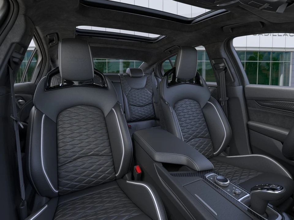 2026 Cadillac CT5-V - Image 16 of 31