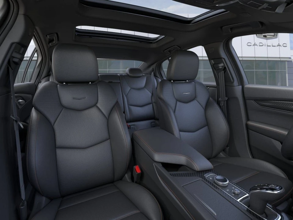 2026 Cadillac CT5-V - Image 16 of 31