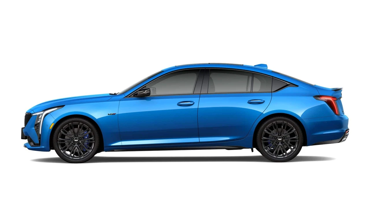2026 Cadillac CT5-V - Image 27 of 31