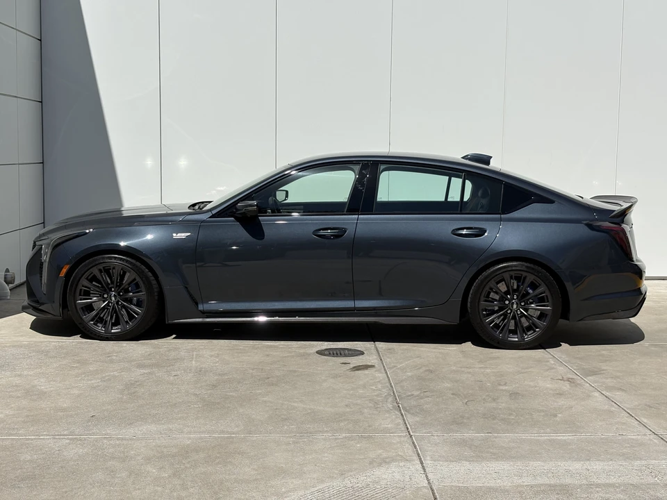 2026 Cadillac CT5-V Blackwing - Image 4 of 28