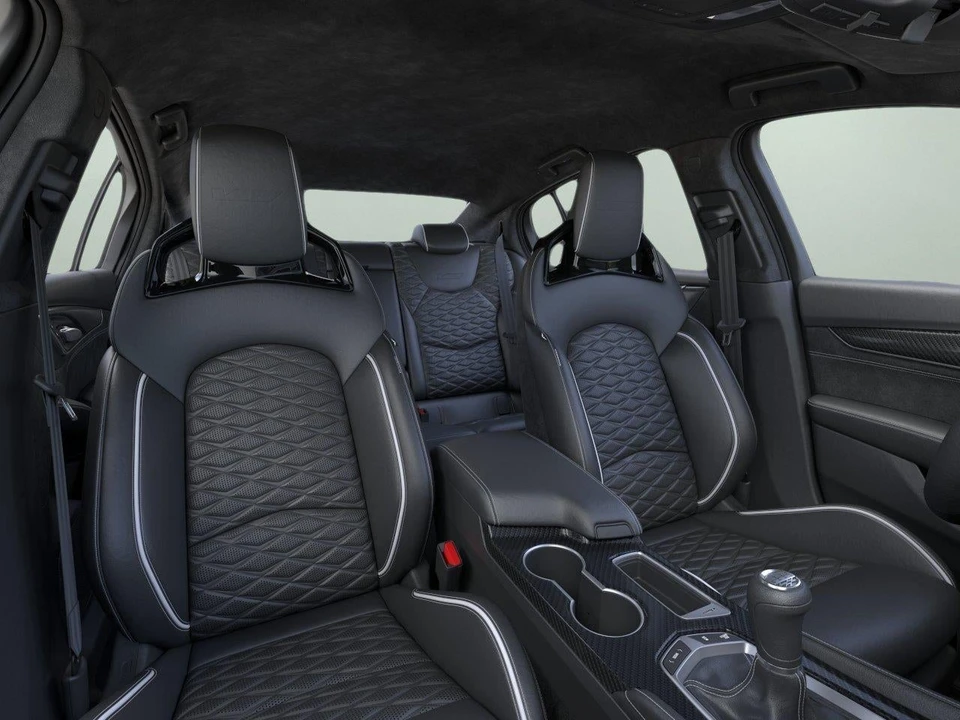 2026 Cadillac CT5-V Blackwing - Image 10 of 31