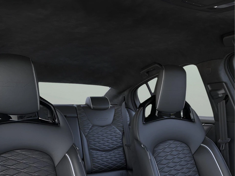 2026 Cadillac CT5-V Blackwing - Image 18 of 31