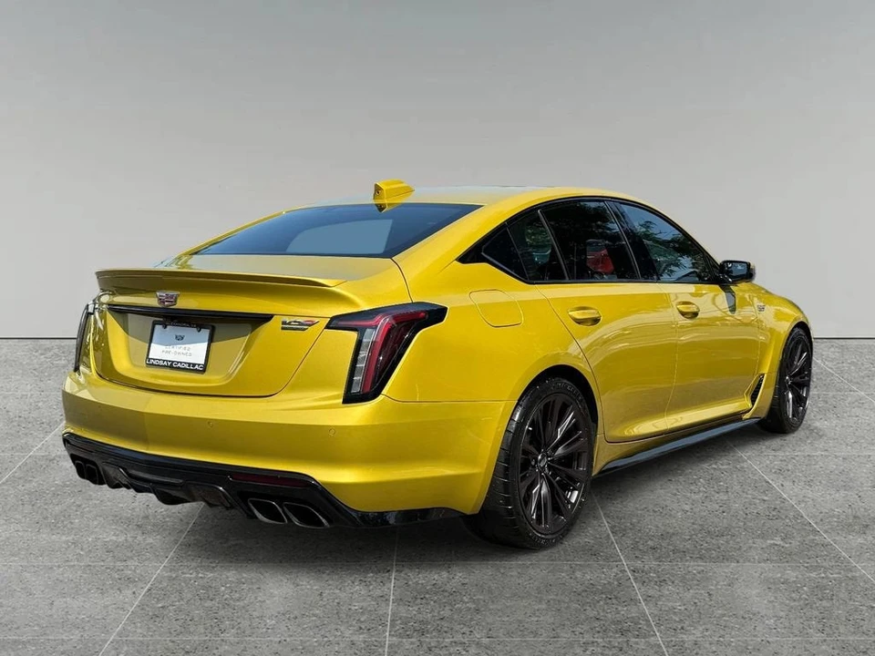 2026 Cadillac CT5-V Blackwing - Image 10 of 31