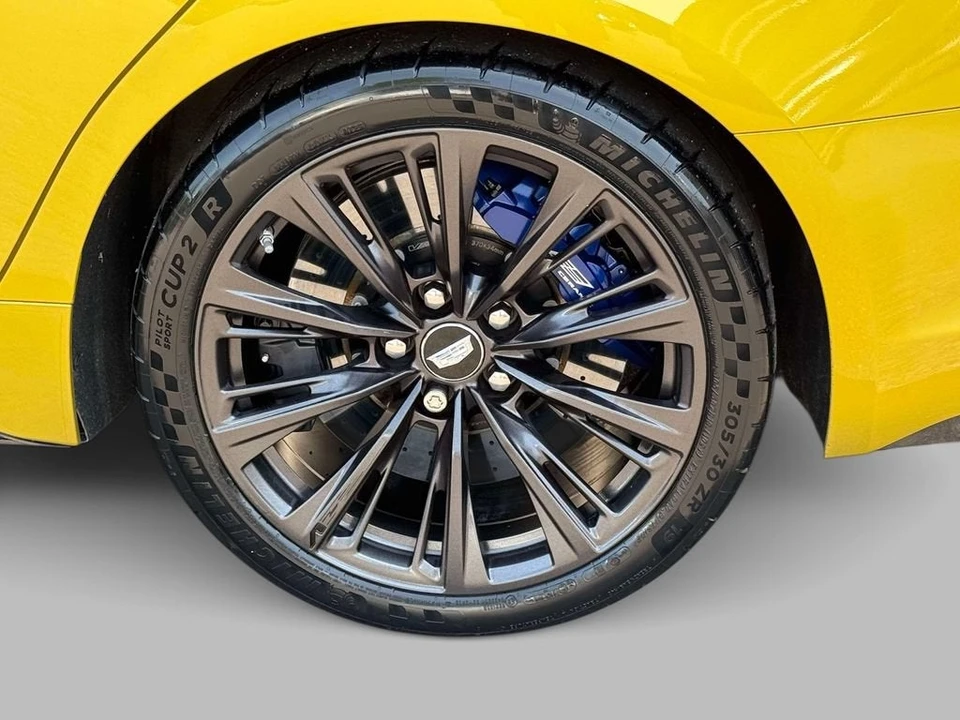 2026 Cadillac CT5-V Blackwing - Image 13 of 31