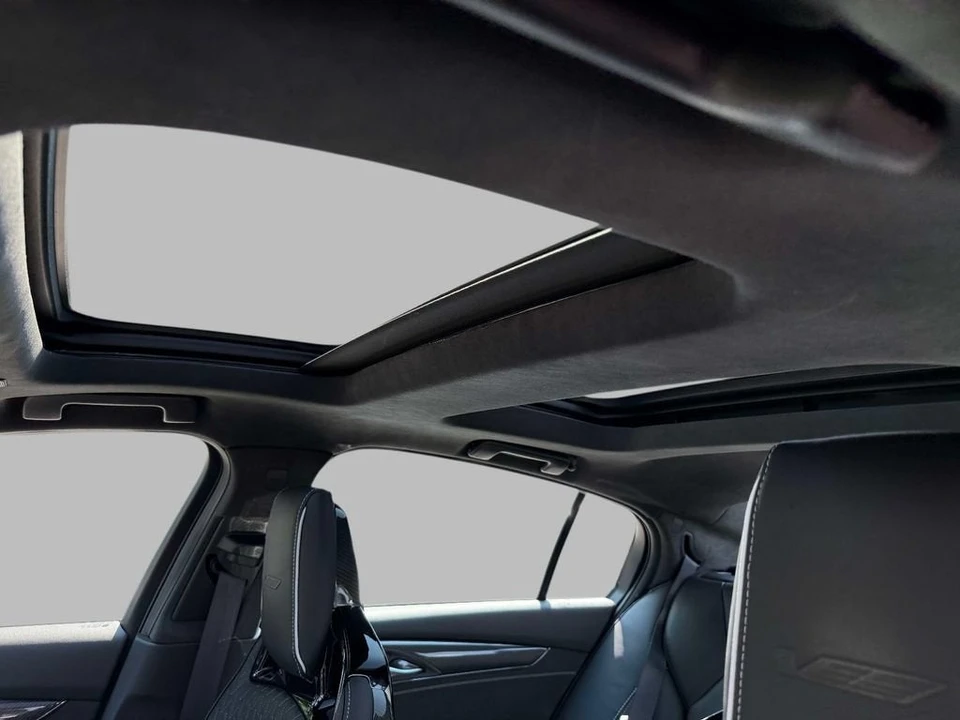 2026 Cadillac CT5-V Blackwing - Image 22 of 31