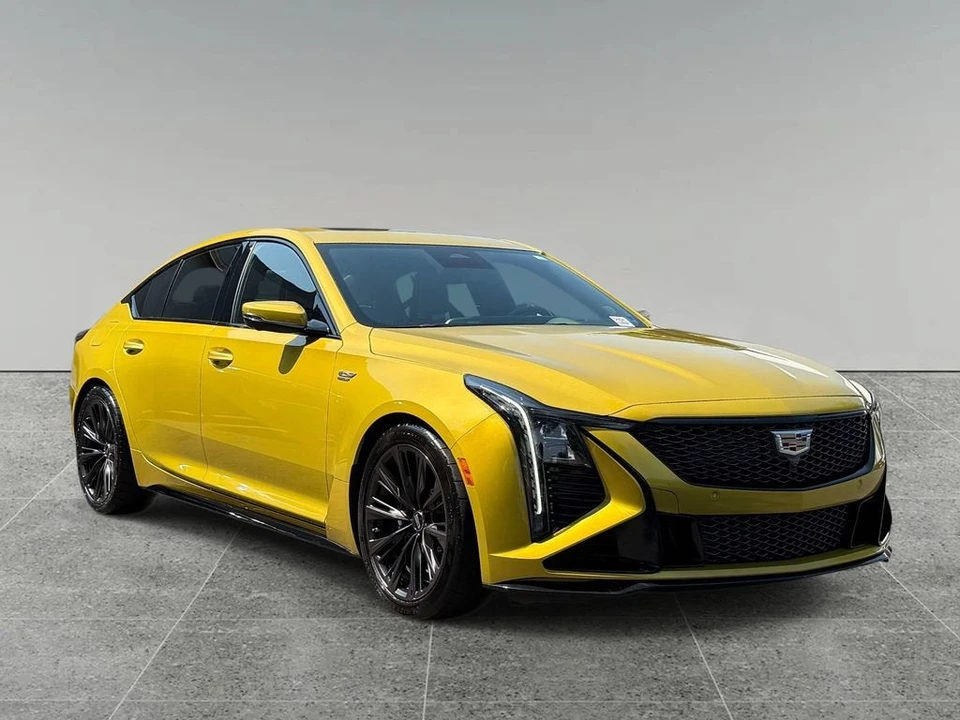 2026 Cadillac CT5-V Blackwing - Image 9 of 31