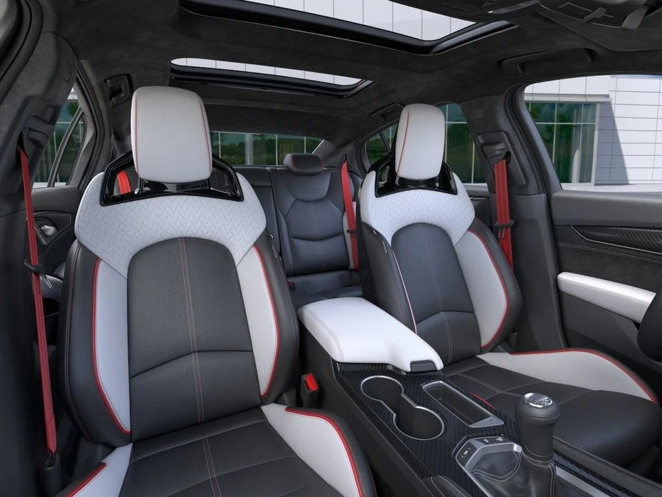 2026 Cadillac CT5-V Blackwing - Image 16 of 31