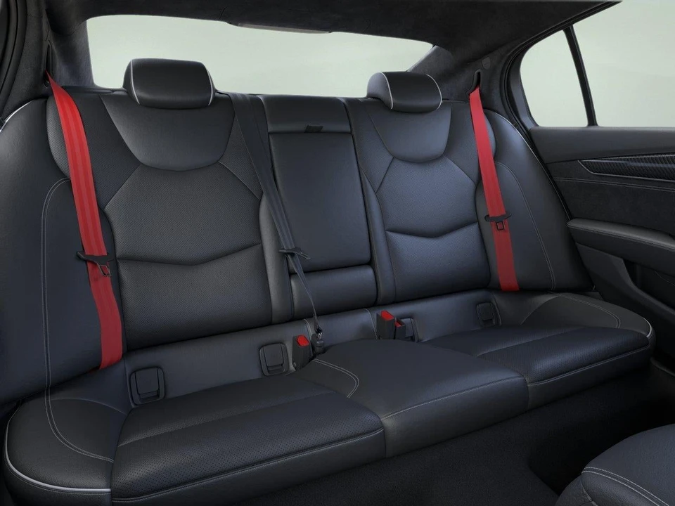 2026 Cadillac CT5-V Blackwing - Image 11 of 31