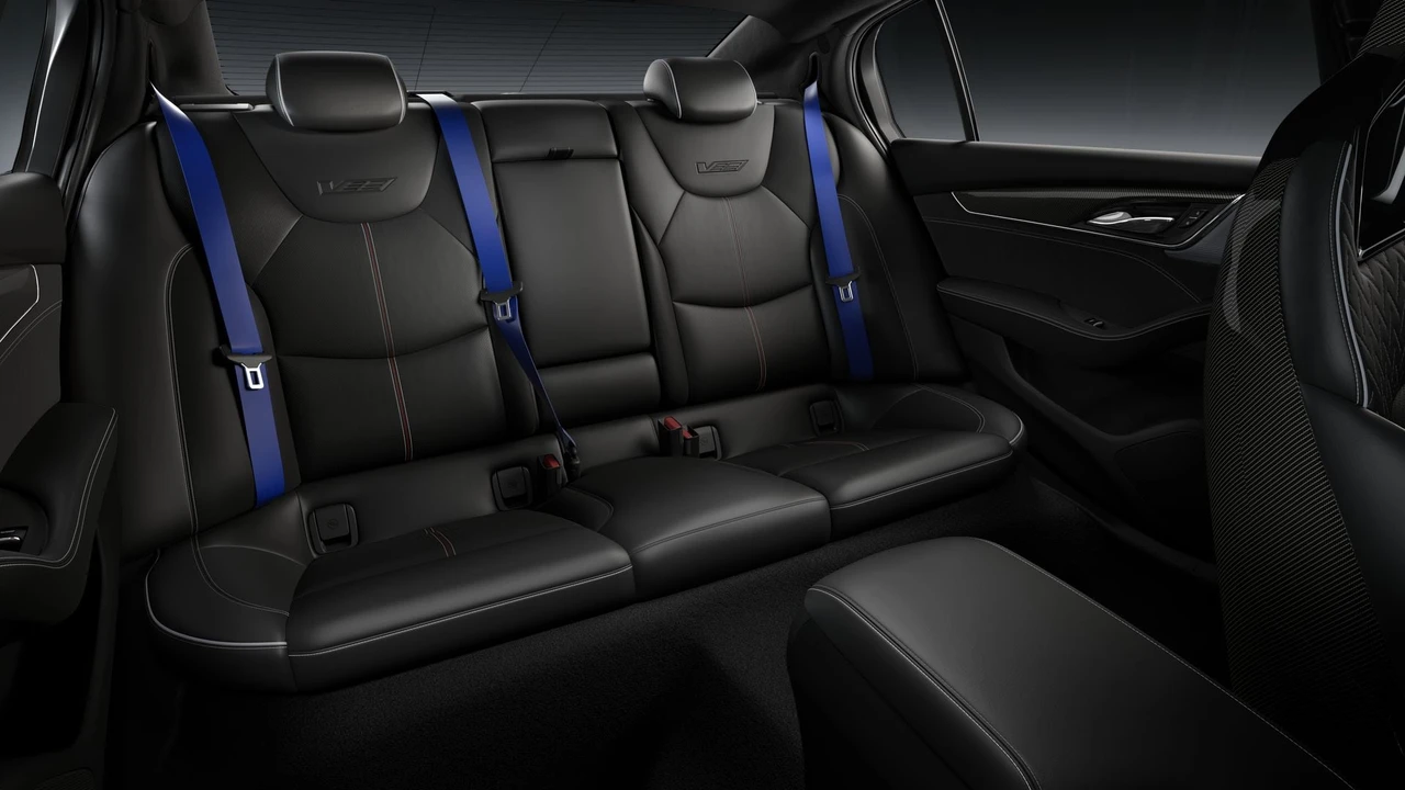 2026 Cadillac CT5-V Blackwing - Image 10 of 11