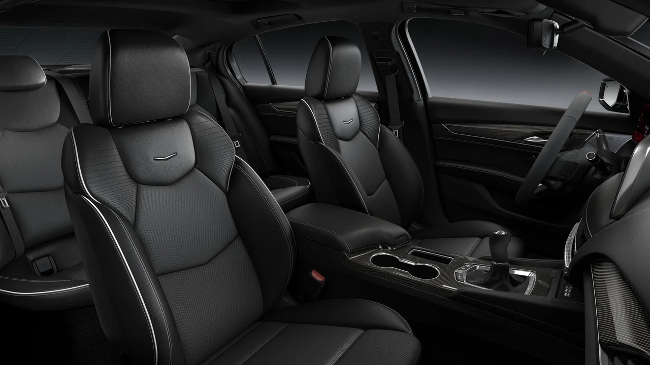 2026 Cadillac CT5-V Blackwing - Image 9 of 11
