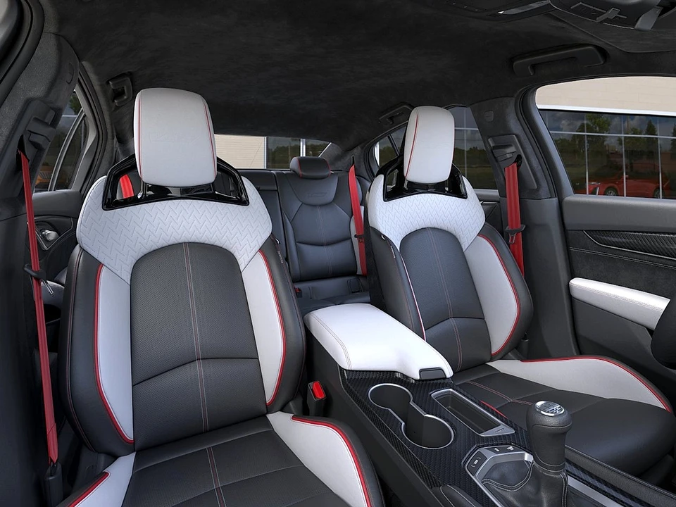2026 Cadillac CT5-V Blackwing - Image 16 of 31