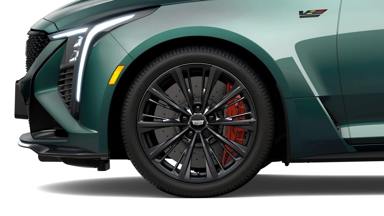 2026 Cadillac CT5-V Blackwing - Image 7 of 11
