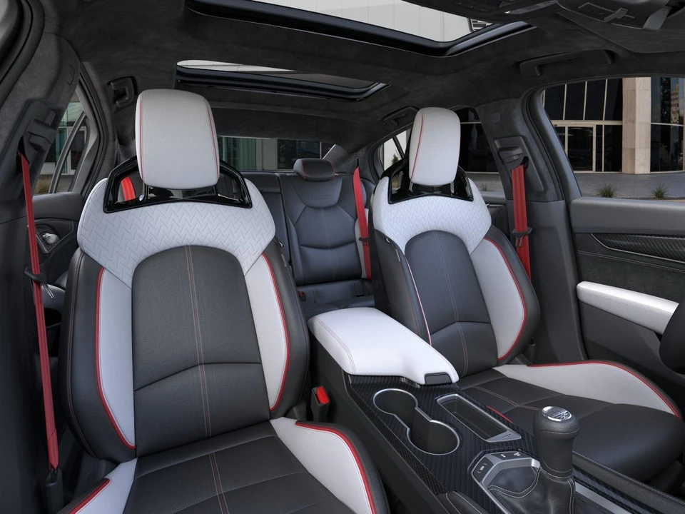 2026 Cadillac CT5-V Blackwing - Image 16 of 31