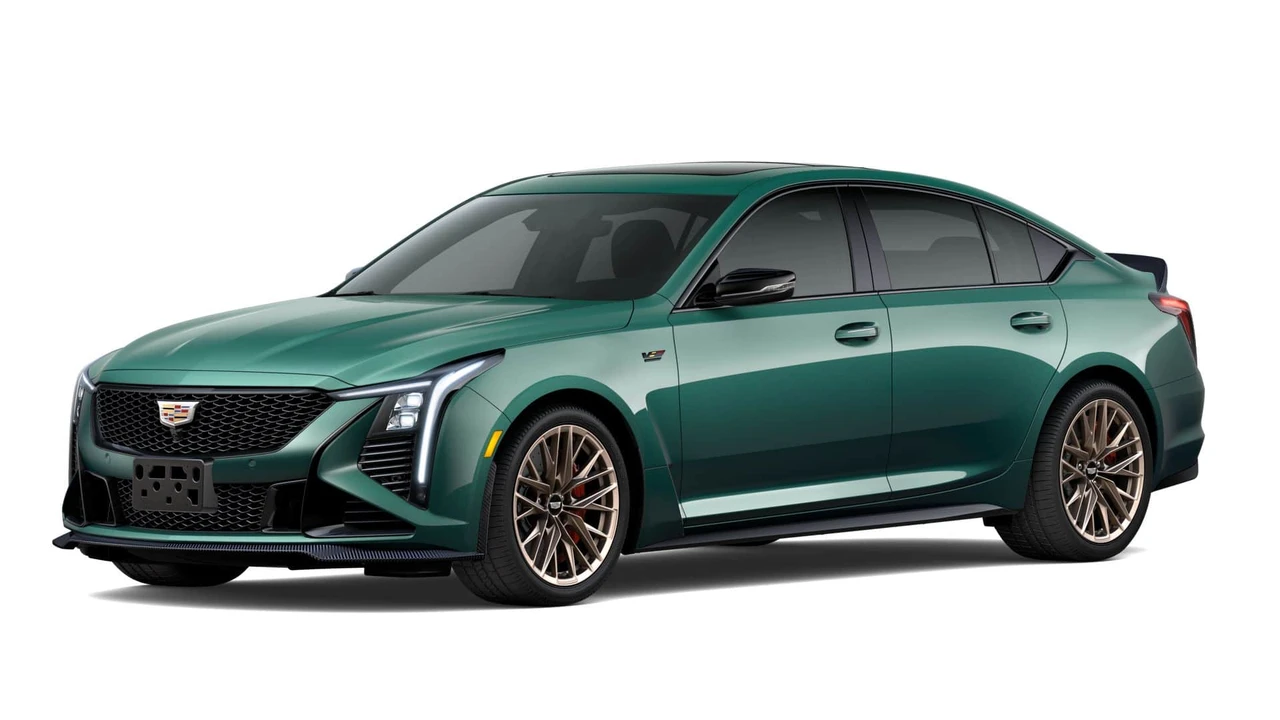 2026 Cadillac CT5-V Blackwing - Image 25 of 31