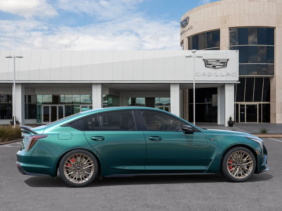 2026 Cadillac CT5-V Blackwing - Image 5 of 31