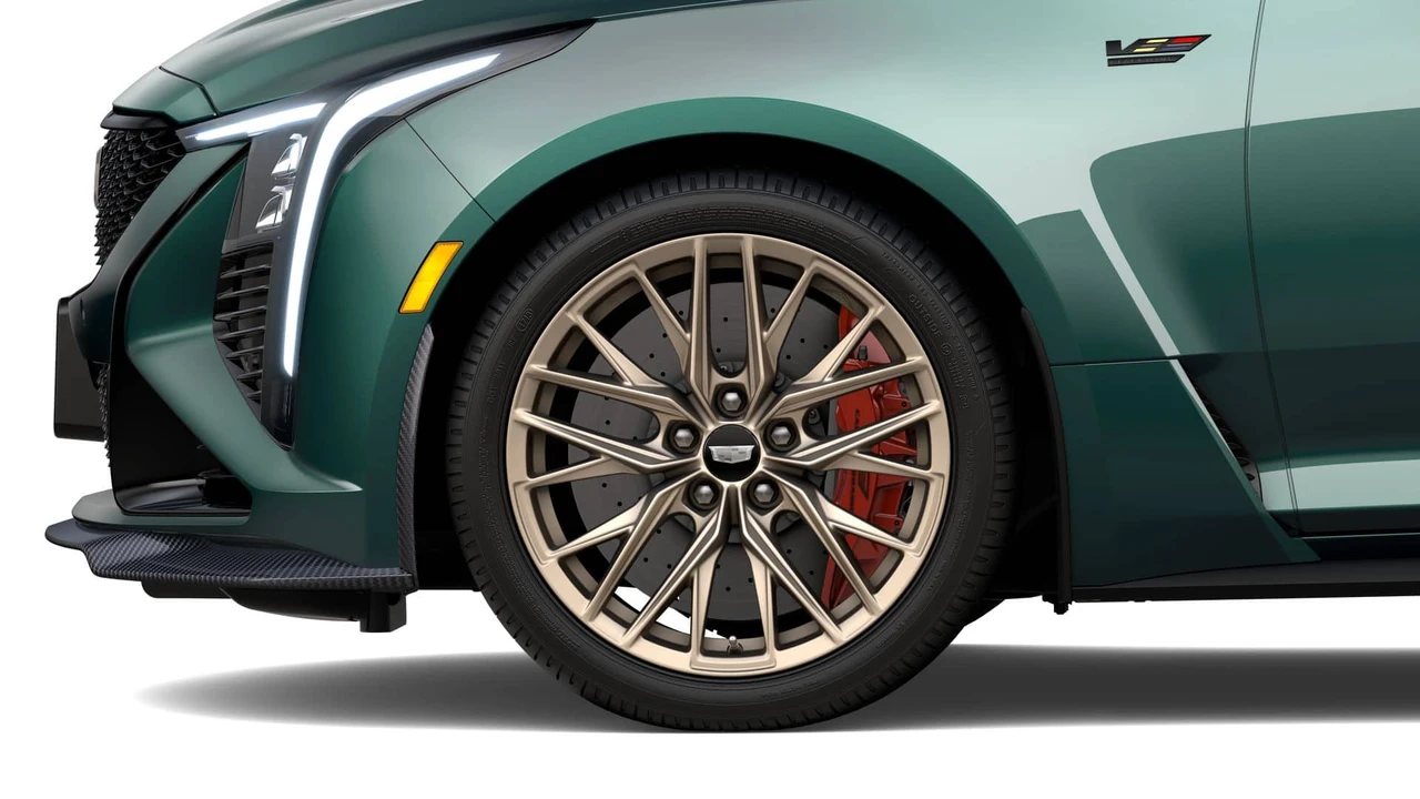 2026 Cadillac CT5-V Blackwing - Image 31 of 31