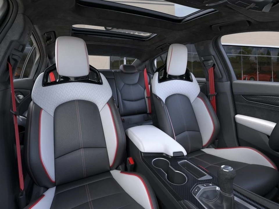 2026 Cadillac CT5-V Blackwing - Image 16 of 31