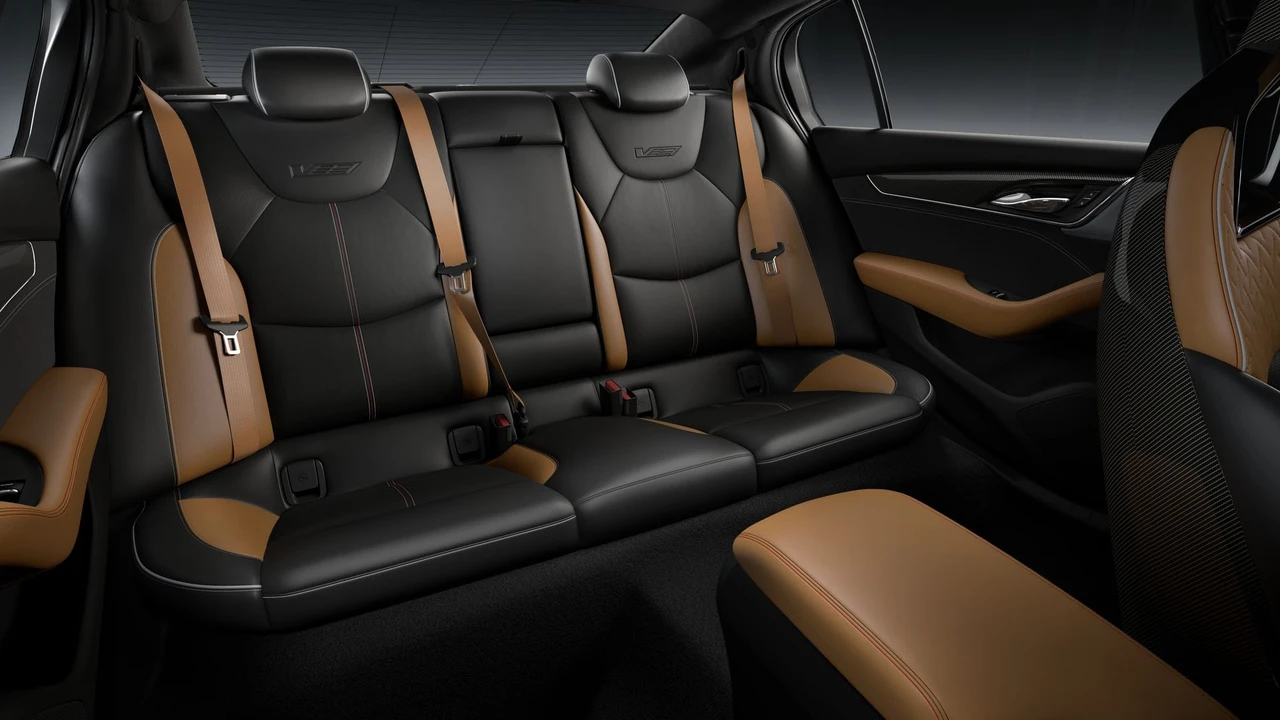 2026 Cadillac CT5-V Blackwing - Image 10 of 11