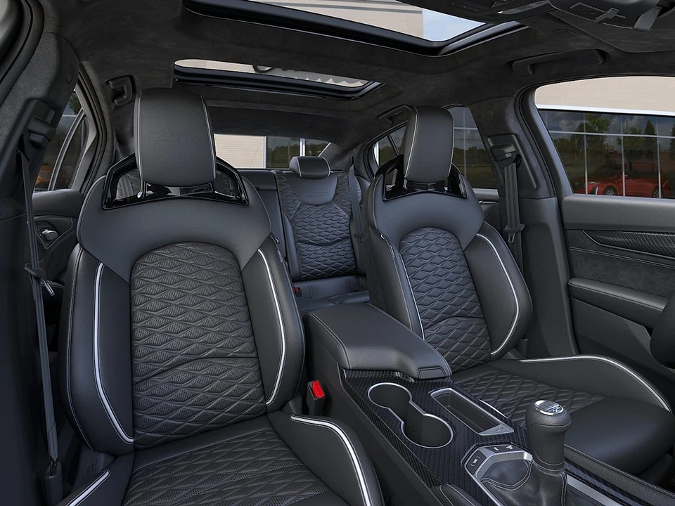 2026 Cadillac CT5-V Blackwing - Image 16 of 31