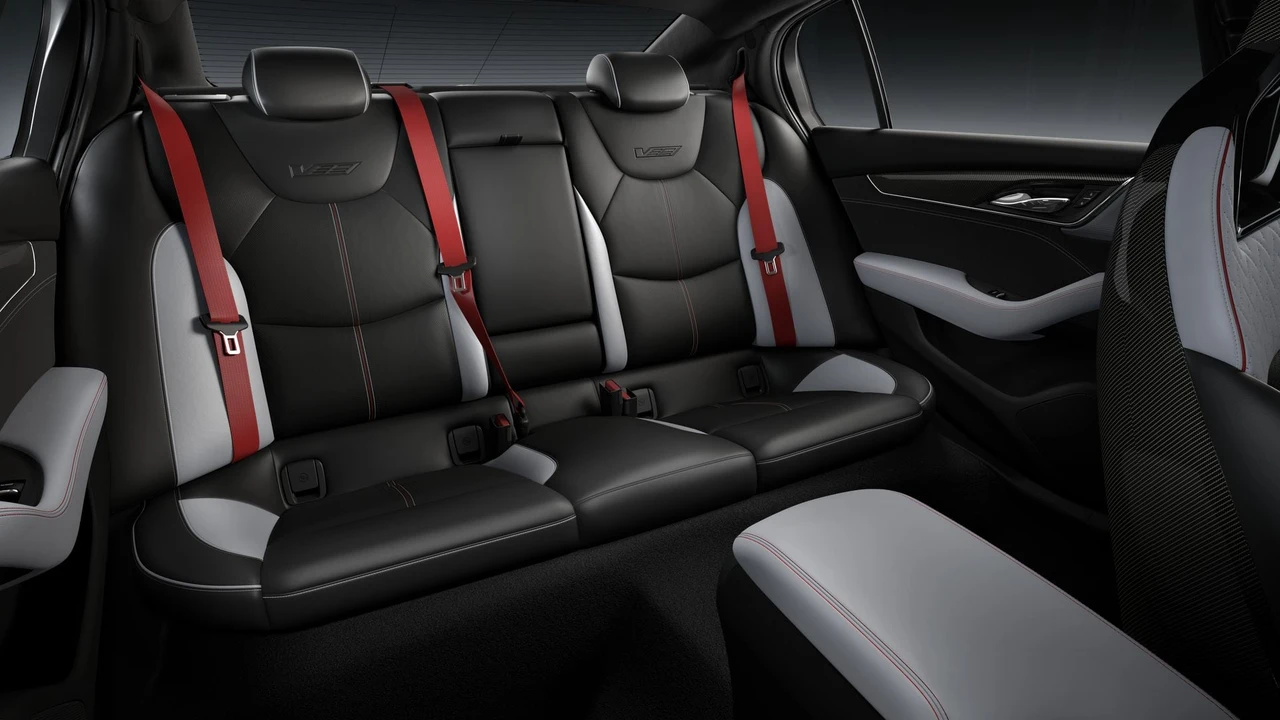 2026 Cadillac CT5-V Blackwing - Image 10 of 11