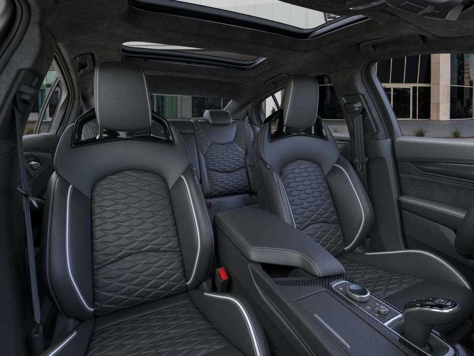 2026 Cadillac CT5-V Blackwing - Image 16 of 31