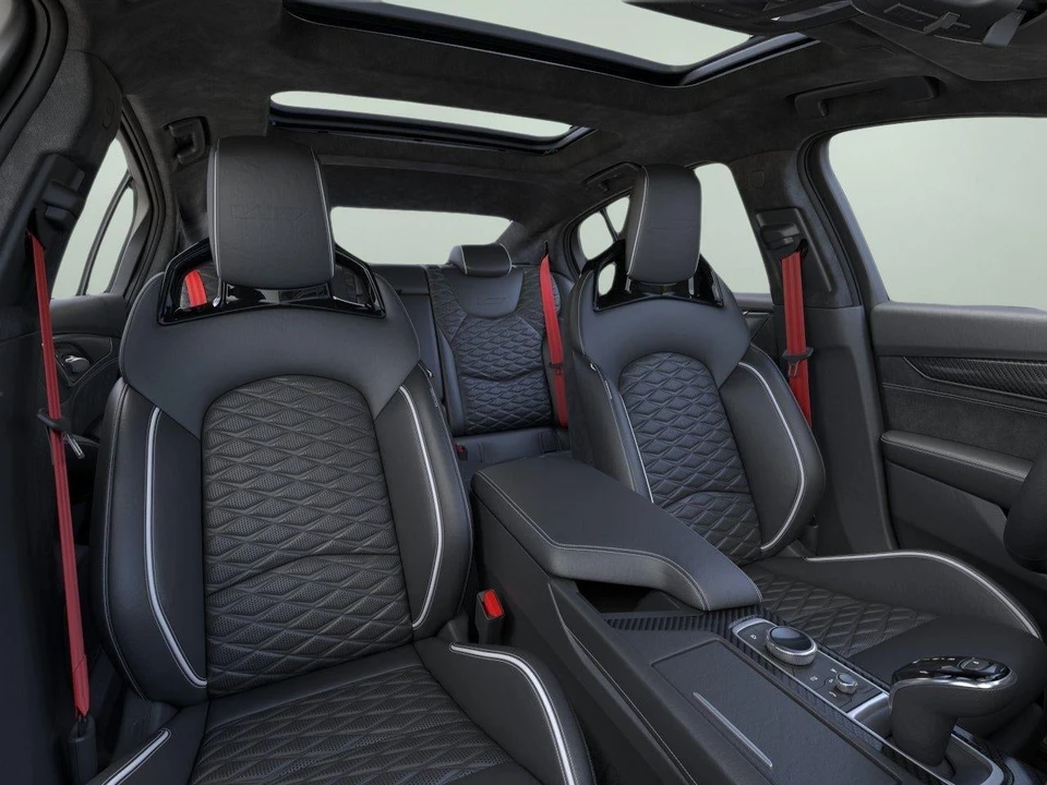 2026 Cadillac CT5-V Blackwing - Image 10 of 31