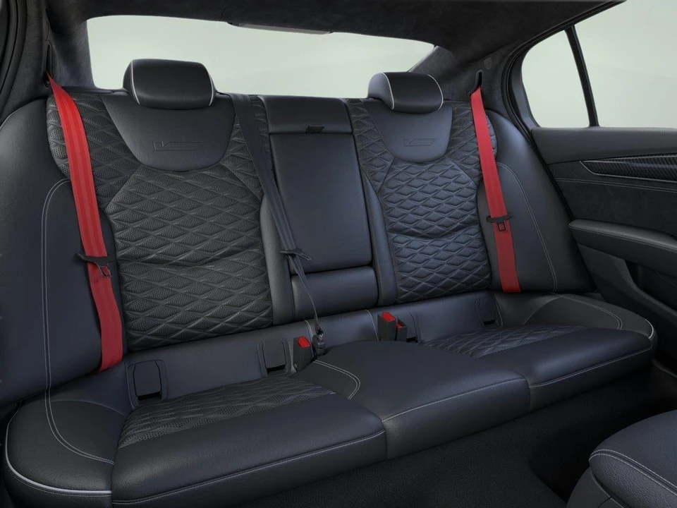 2026 Cadillac CT5-V Blackwing - Image 11 of 31