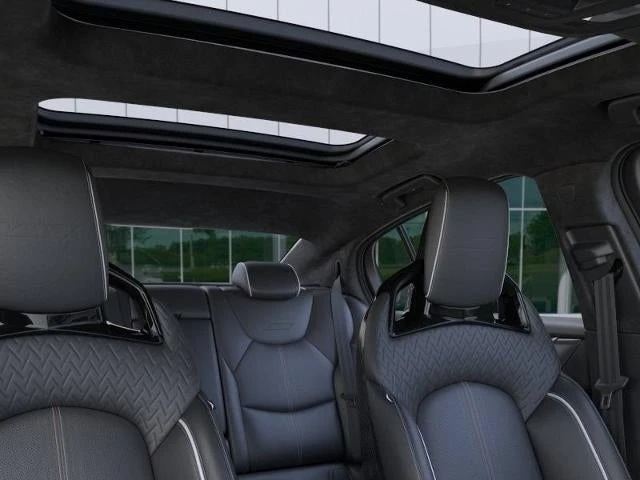 2026 Cadillac CT5-V Blackwing - Image 24 of 31