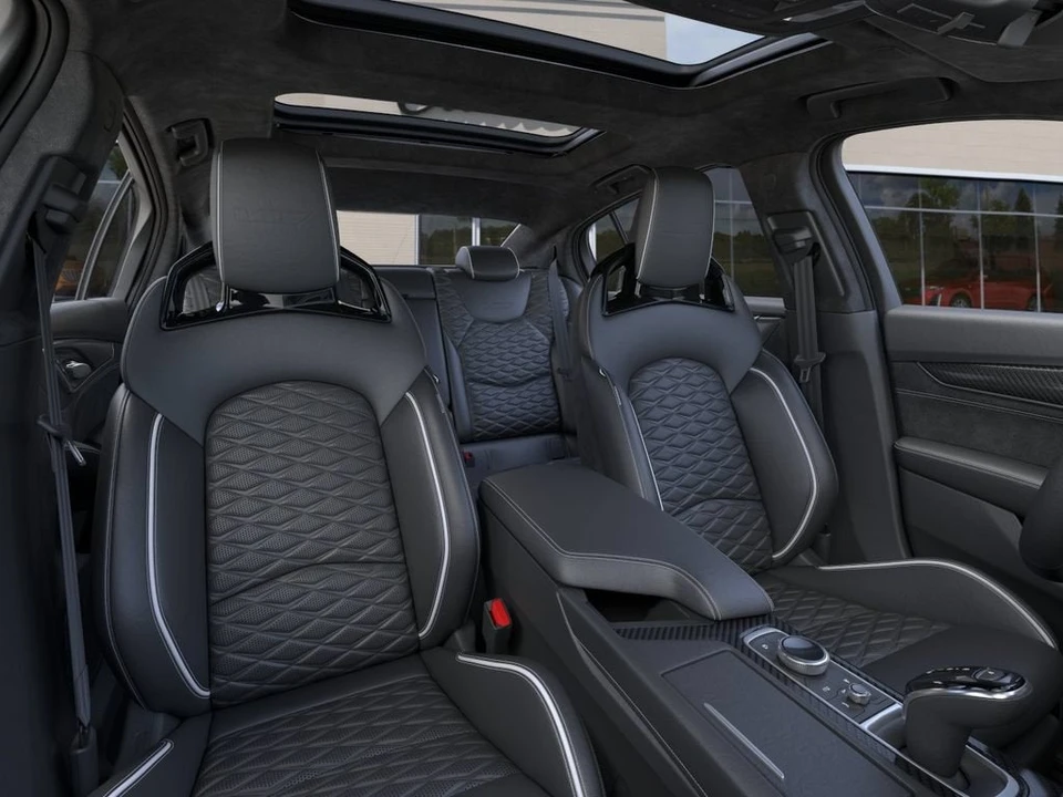 2026 Cadillac CT5-V Blackwing - Image 16 of 31