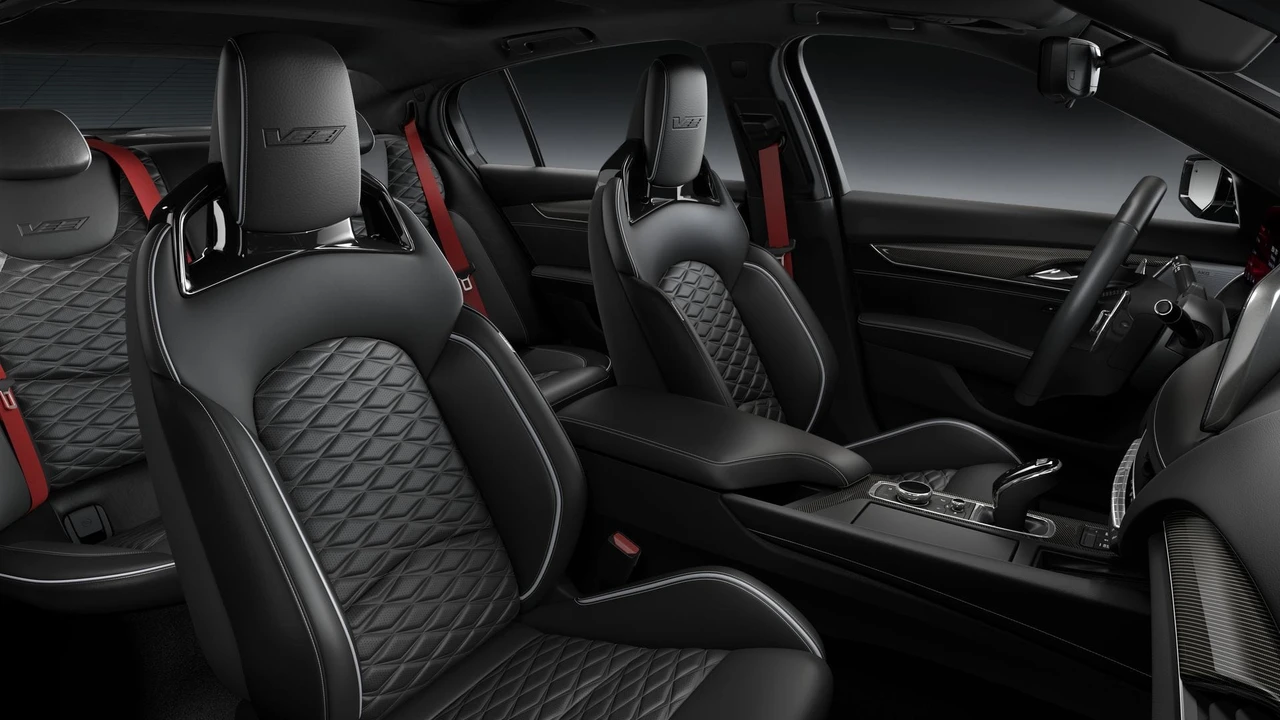 2026 Cadillac CT5-V Blackwing - Image 9 of 11