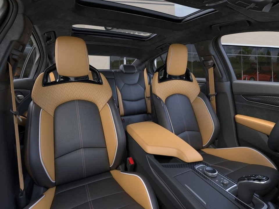 2026 Cadillac CT5-V Blackwing - Image 16 of 31