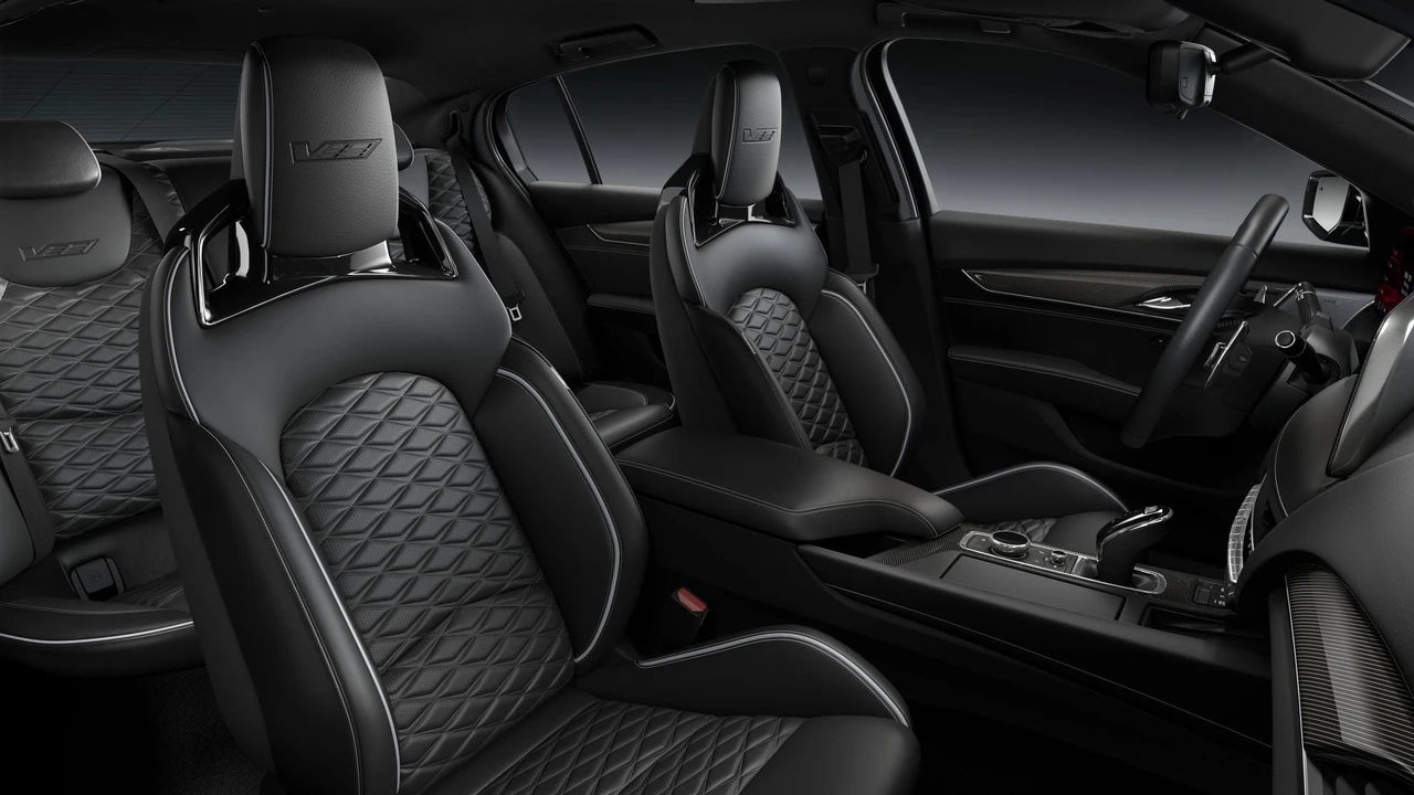 2026 Cadillac CT5-V Blackwing - Image 9 of 11