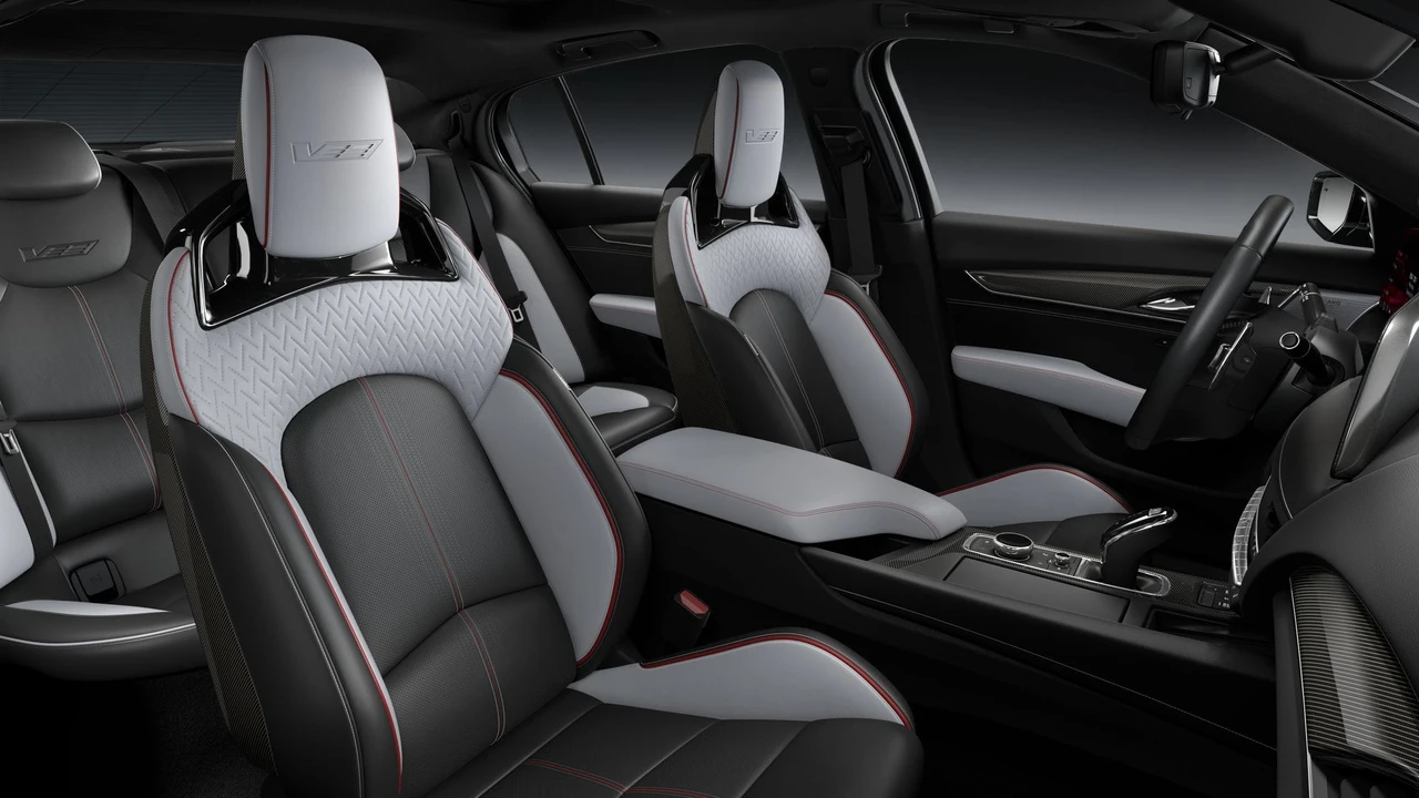 2026 Cadillac CT5-V Blackwing - Image 9 of 11
