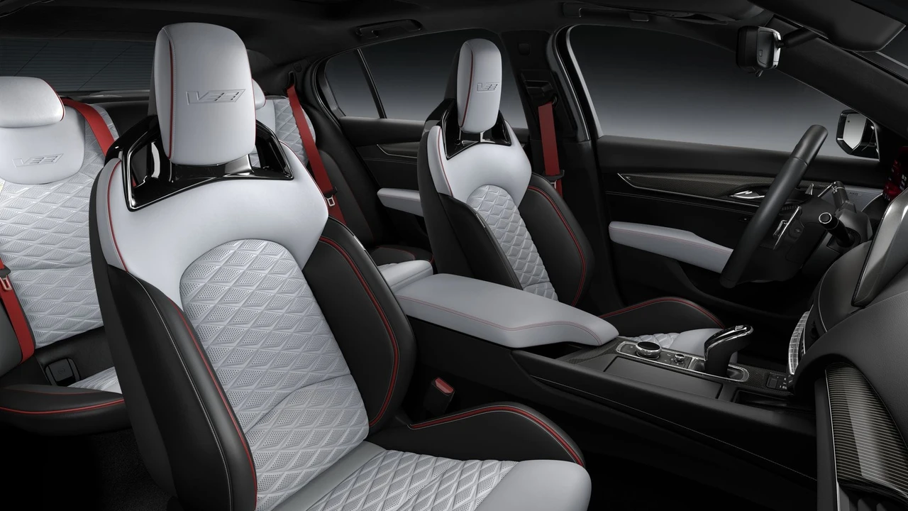 2026 Cadillac CT5-V Blackwing - Image 9 of 11